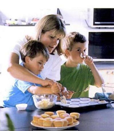 Carol Deacon, Party cakes for children, Traditional rich fruit cake